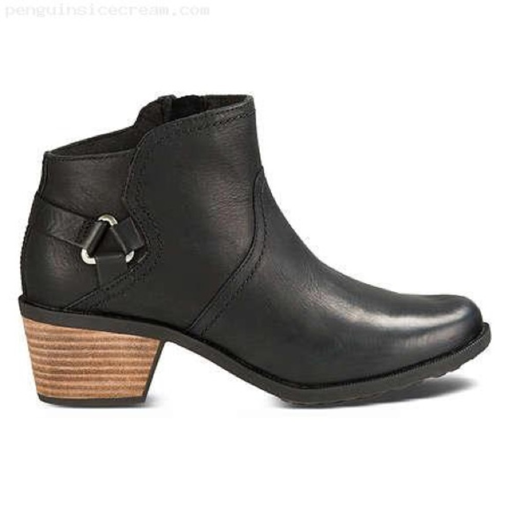 Teva foxy leather ankle boots